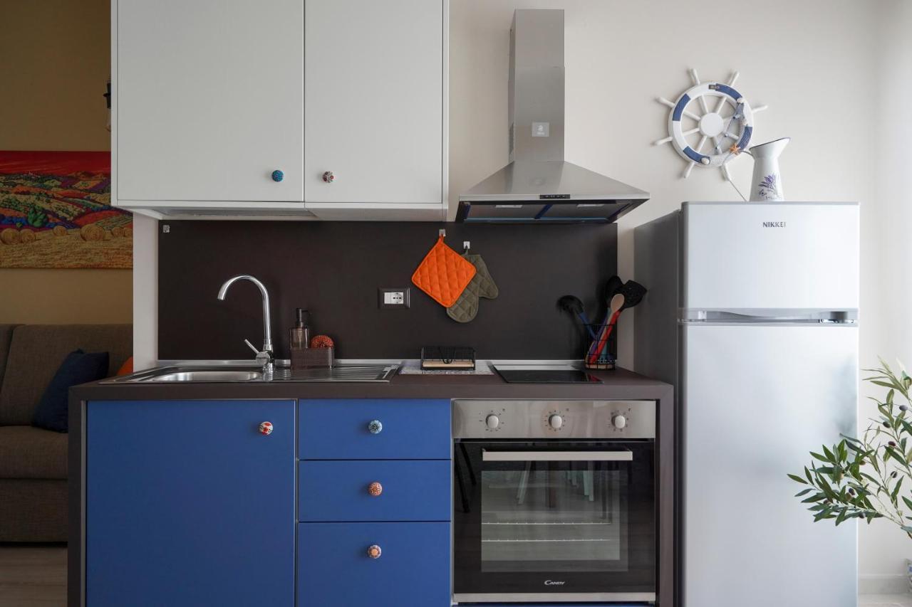 Mediterranea Apartment- Central Station - Free Wifi&Netflix Bari Ngoại thất bức ảnh