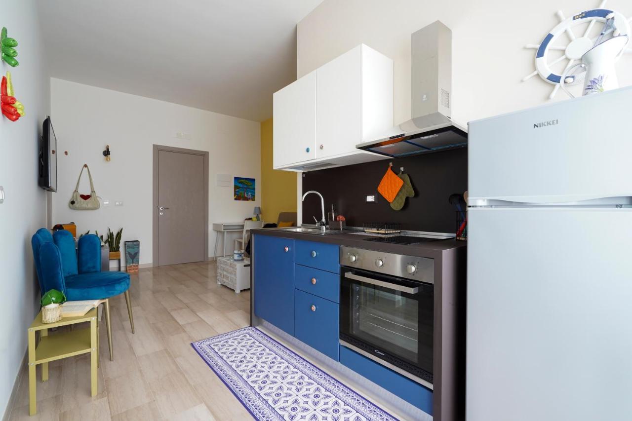 Mediterranea Apartment- Central Station - Free Wifi&Netflix Bari Ngoại thất bức ảnh