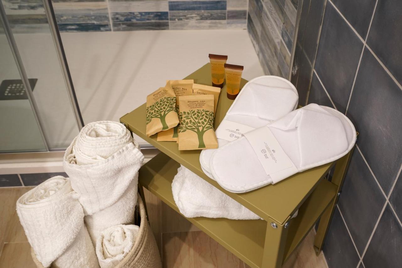 Mediterranea Apartment- Central Station - Free Wifi&Netflix Bari Ngoại thất bức ảnh
