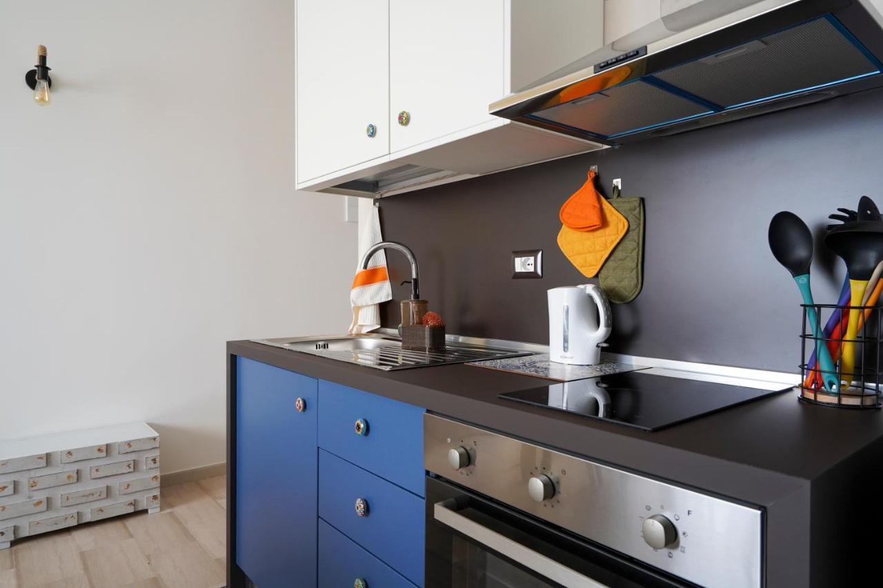 Mediterranea Apartment- Central Station - Free Wifi&Netflix Bari Ngoại thất bức ảnh