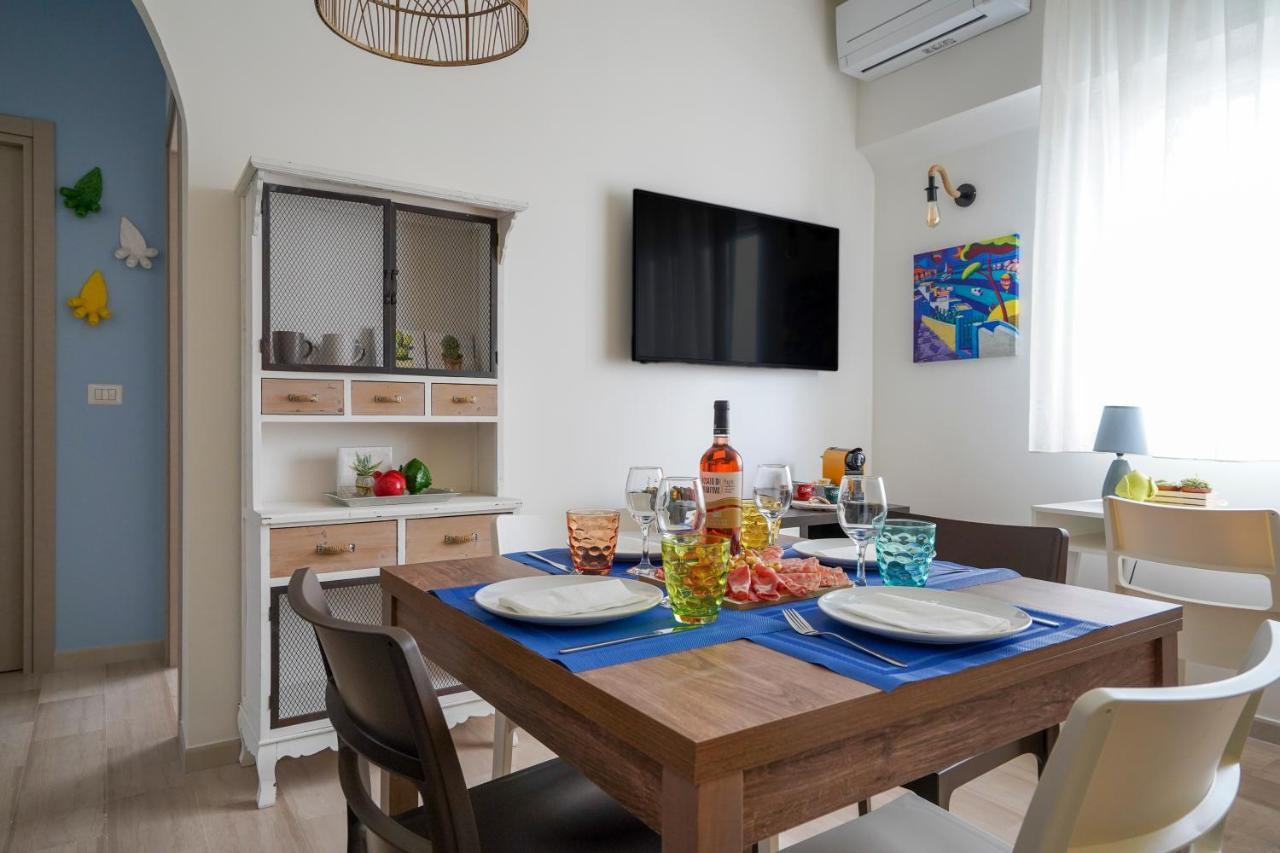 Mediterranea Apartment- Central Station - Free Wifi&Netflix Bari Ngoại thất bức ảnh