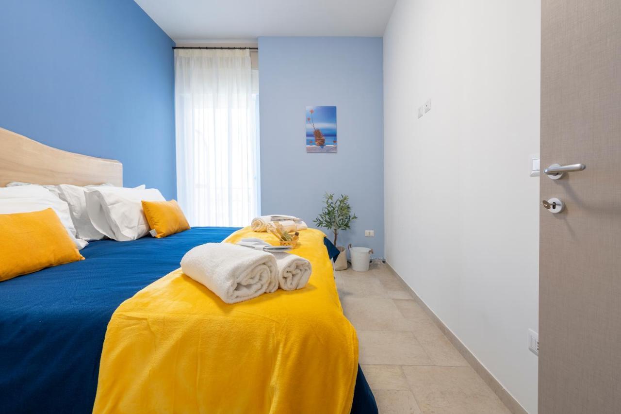 Mediterranea Apartment- Central Station - Free Wifi&Netflix Bari Ngoại thất bức ảnh