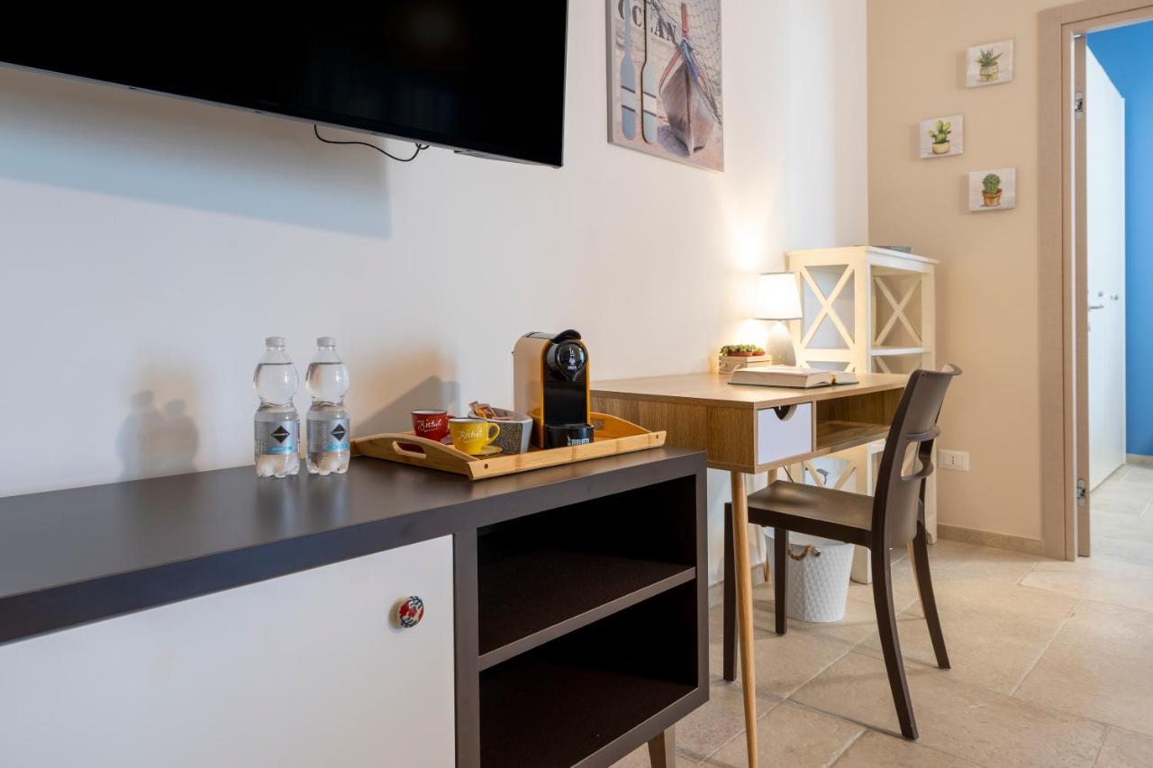 Mediterranea Apartment- Central Station - Free Wifi&Netflix Bari Ngoại thất bức ảnh